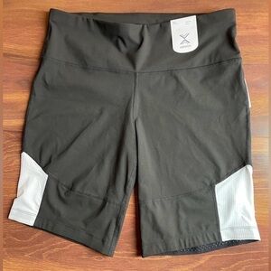 XERSION High Rise Fitted Performance Shorts size XL
